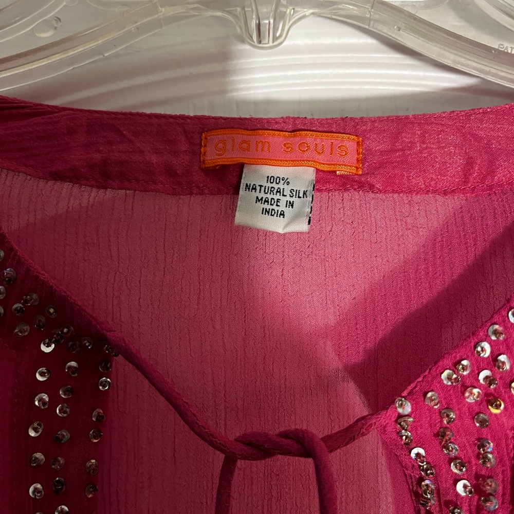 Beautiful silk blouse never worn (natural silk).